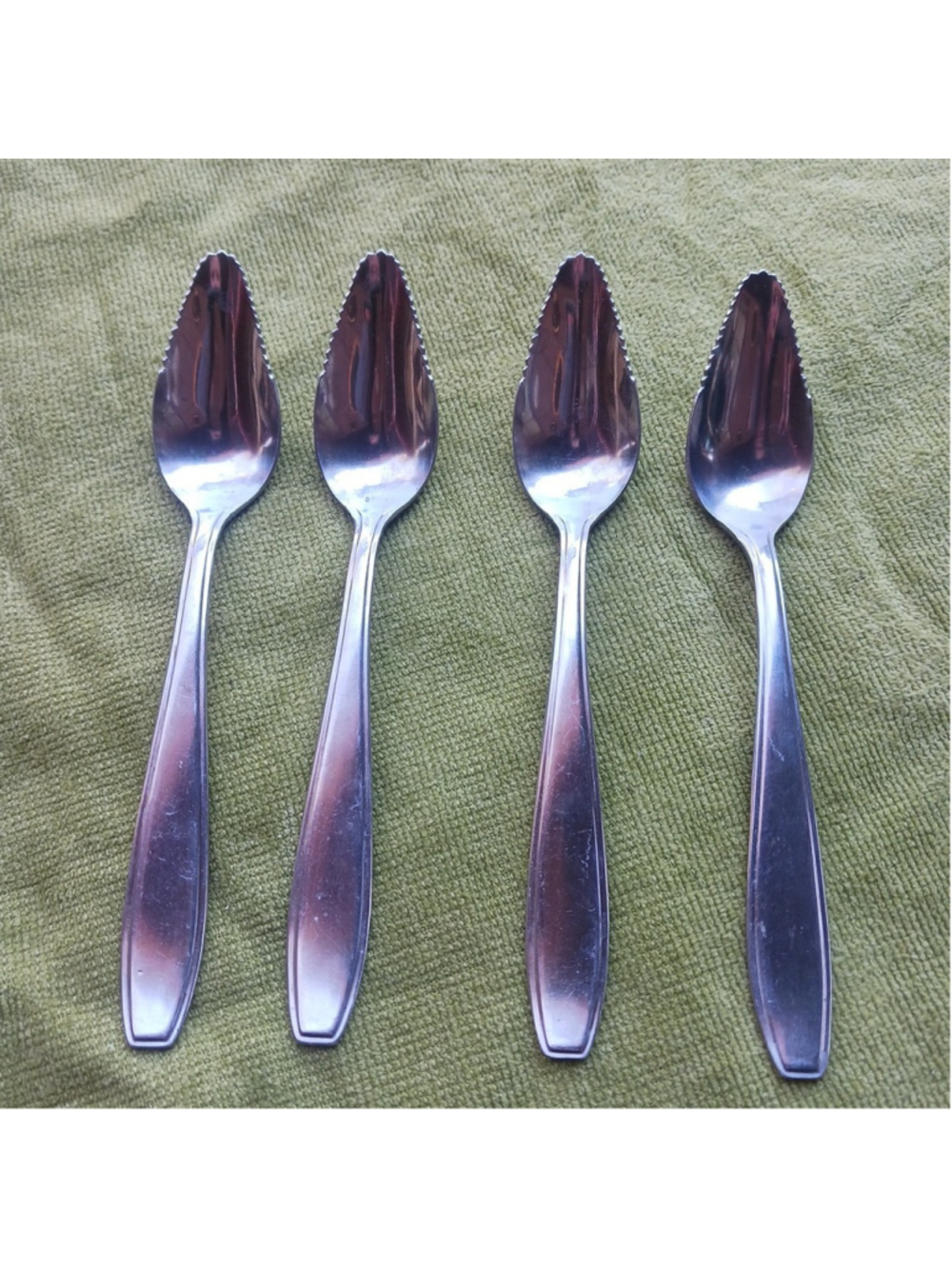 Knobler 4 Grapefruit/Orange Spoons Serrated KN1 Stainless Flatware Set Of Four